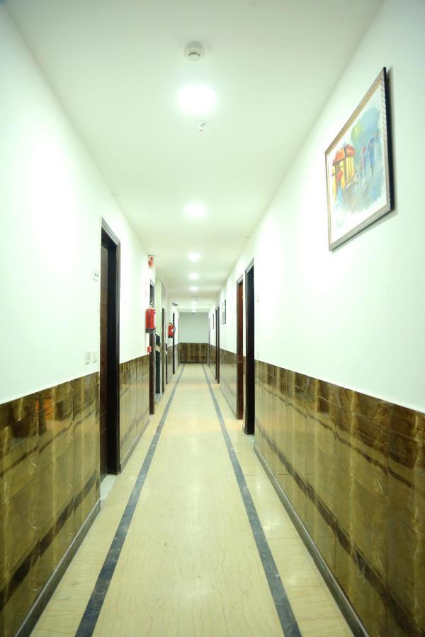 Aerocity Hotel Jindal Palace Delhi- A Well Hygiene Property"All Staff Vaccinated " Nova Deli Exterior foto